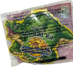 The Land Before Time Spike's Art Pad Kit Wendy's Kids' Meal toy (2003) NEW